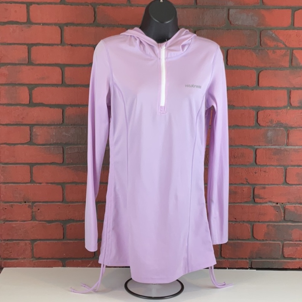 Hiskywin Woman's Medium Light Purple Quarter Zip Hoodie‎ – Activewear, Casual